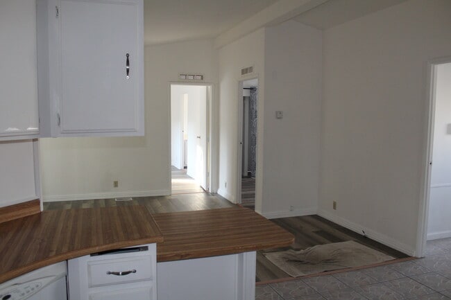 Building Photo - 31769 Vía Cordova