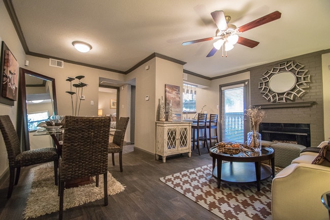 Building Photo - Azure Apartments