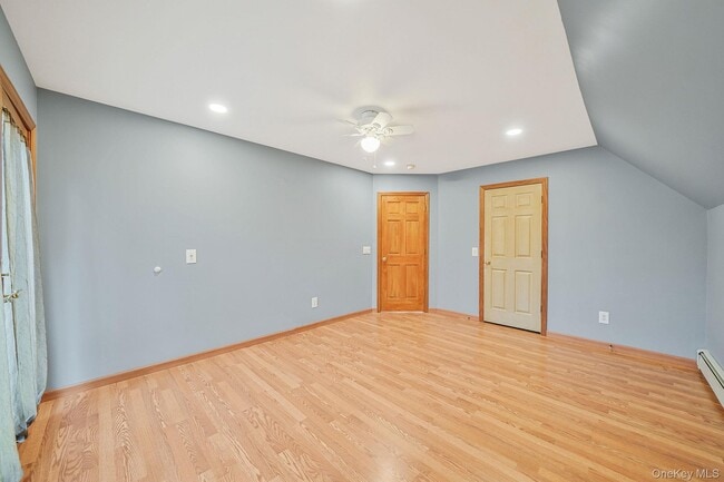 Building Photo - 26 Bokel Rd