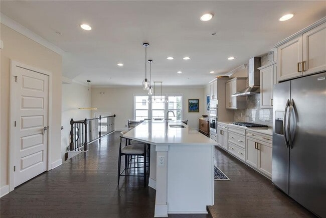 Building Photo - 842 Stonehill Ln