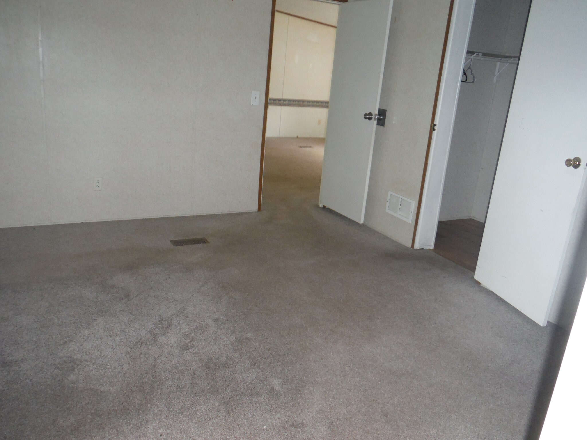 Building Photo - 127 John Lewis Dr