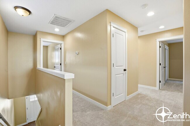 Building Photo - 4608 NE 91st Way