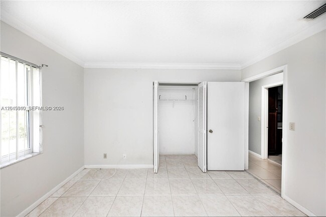 Building Photo - 2375 NW 123rd Ave
