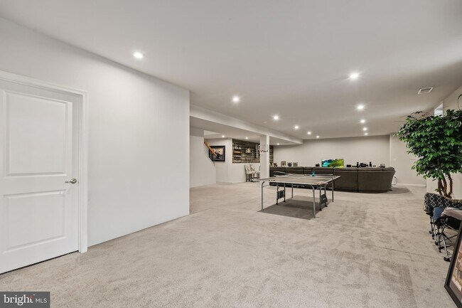 Building Photo - 76 Penns Charter Ln