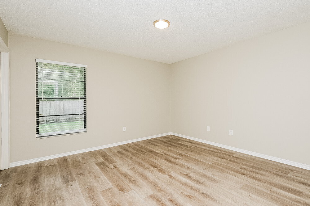 Building Photo - 9519 Pebble Glen Ave