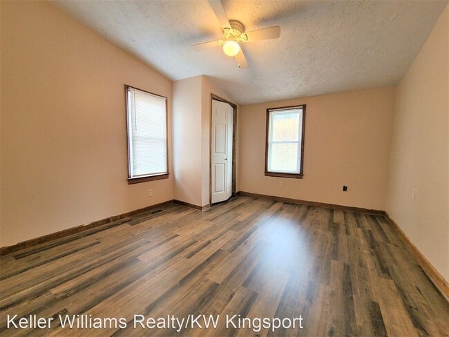 Building Photo - 2 br, 1 bath House - 4510 Carters Valley Rd