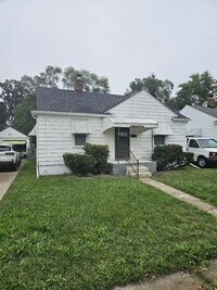 Building Photo - 18573 McCormick St