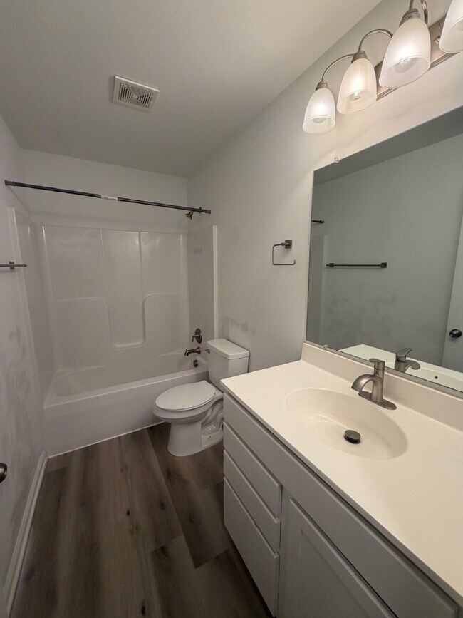 Building Photo - 106 Ryder Benson Ln