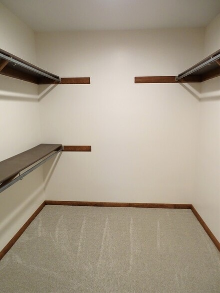 Building Photo - 2228 Junction Rd