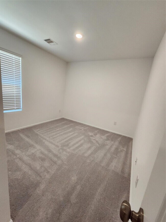 Building Photo - 1511 Twilight Grn Dr