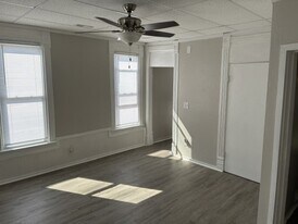 Building Photo - 737 17th St