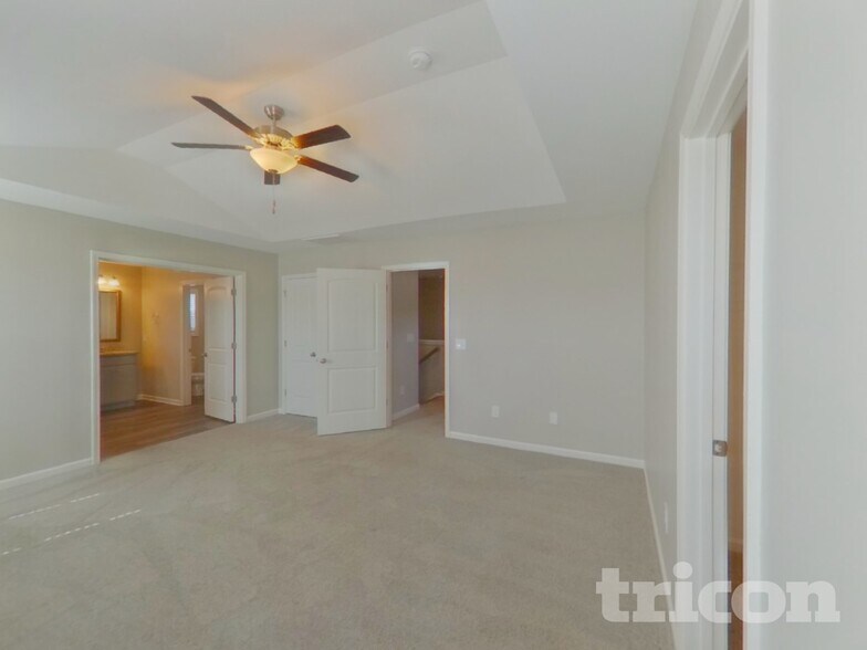 Building Photo - 214 Pilcher Dr