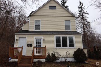 Building Photo - 157 E Main St
