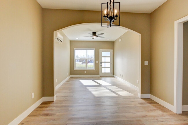 Building Photo - 102 Rosenwald St