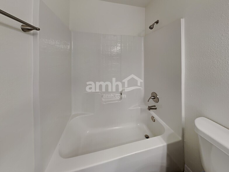 Building Photo - 119 Belgian Way