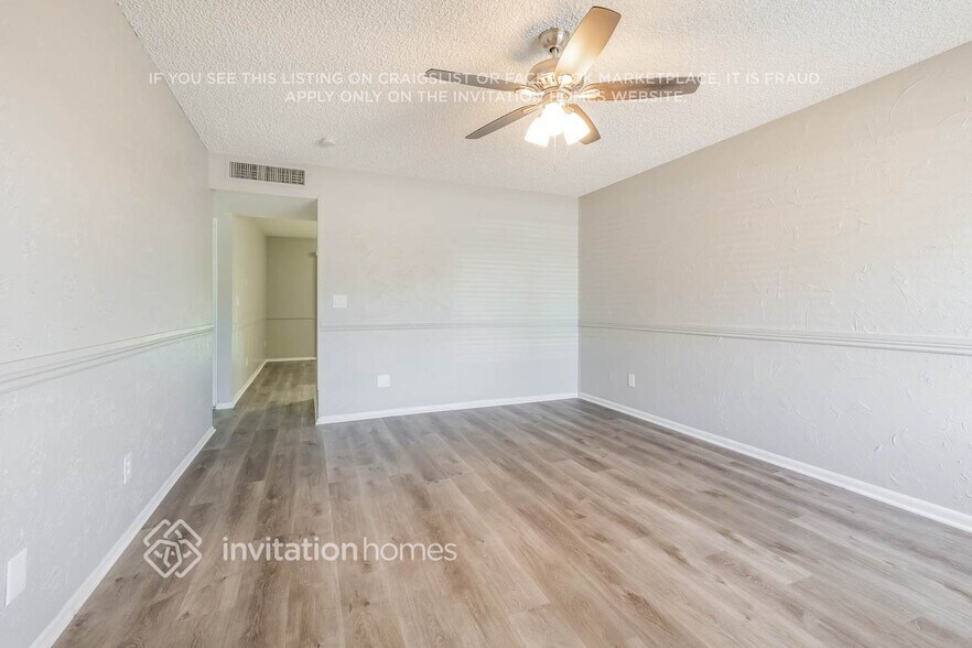 Building Photo - 3223 W Acapulco Ln