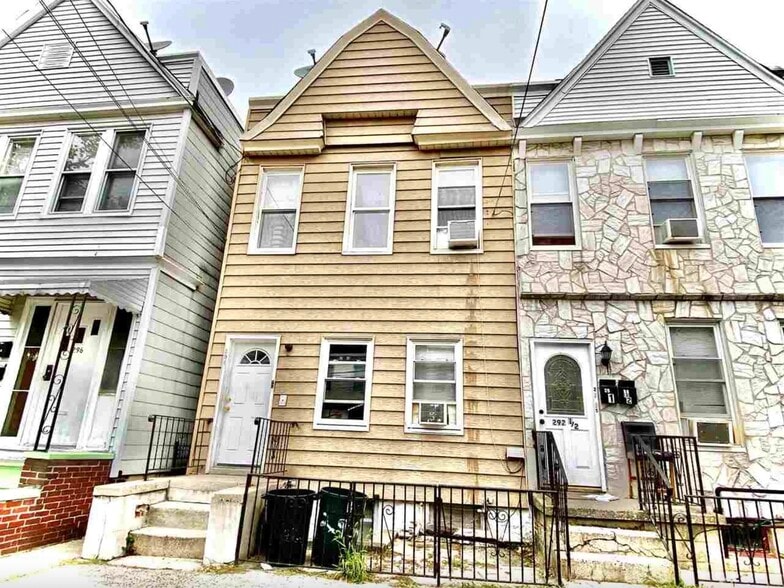 Building Photo - 294 Virginia Ave