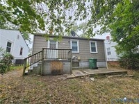 Building Photo - 1116 E 15th St