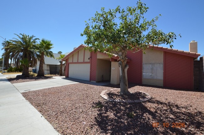 Building Photo - 6845 Zamora Dr