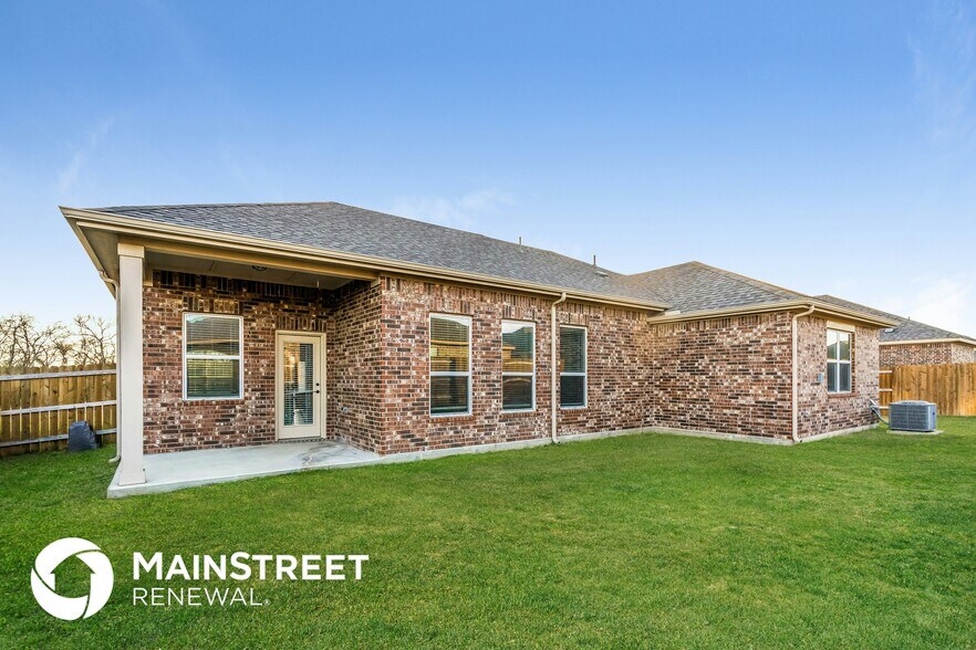 Building Photo - 527 Shady Meadow Ln