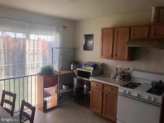 Building Photo - 18621 Woodgate Pl