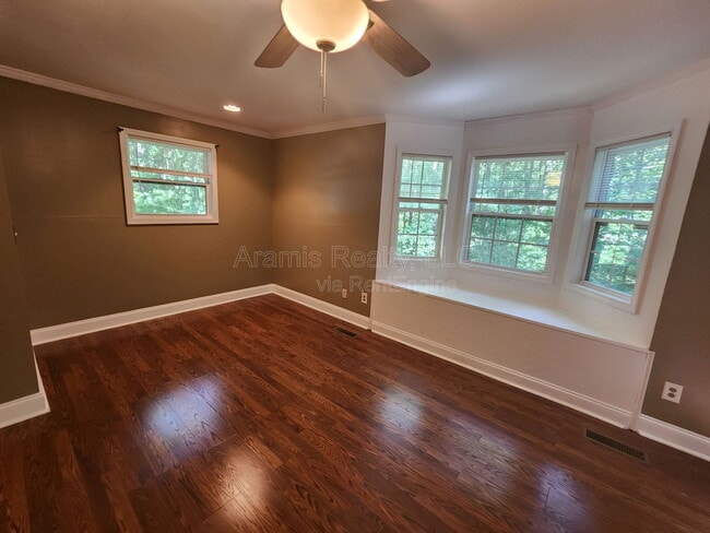 Building Photo - 3856 Cindy Dr