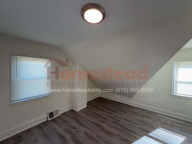 Building Photo - 20 Marshall Ave