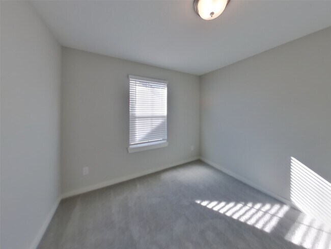 Building Photo - 4918 San Fabiano Ct