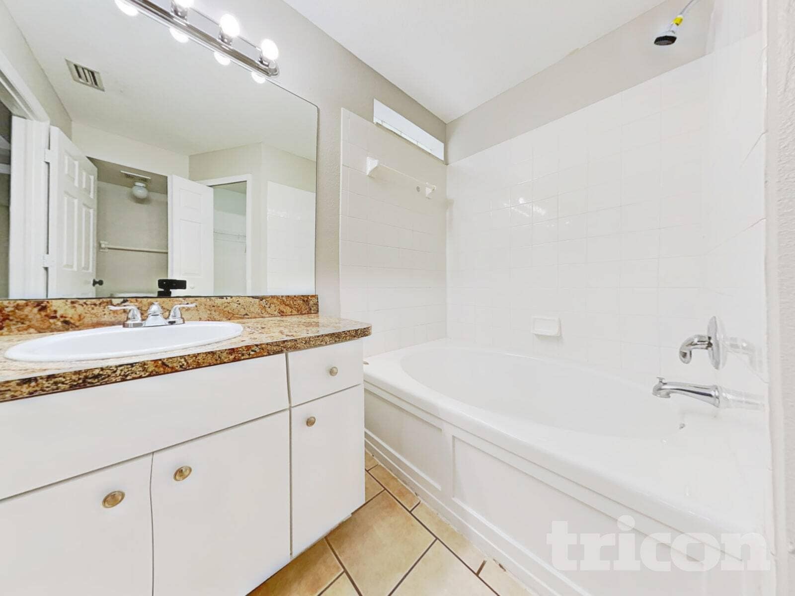 Building Photo - 32437 Fish Hook Lp