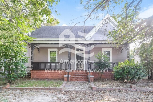 Building Photo - 1854 Watkins St