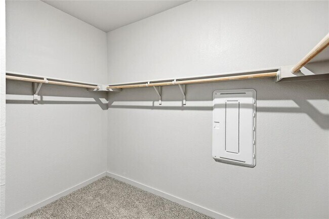 Building Photo - 515 Millbrook Blvd