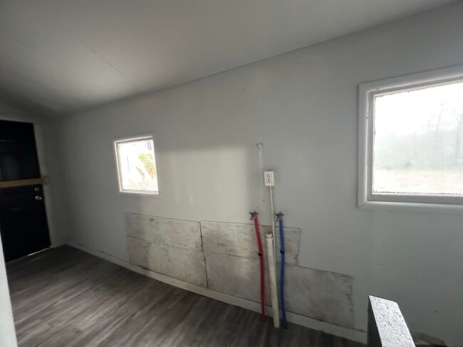 Building Photo - 1206 Martin-