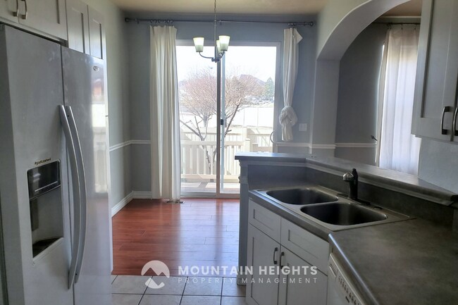 Building Photo - 3113 Provence Ln