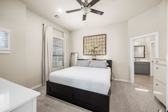 Building Photo - 15850 Black Grouse Dr
