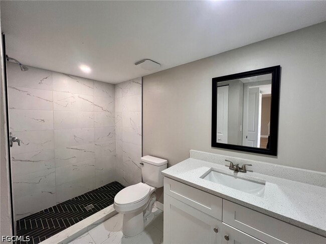 Building Photo - 4102 SE 19th Pl