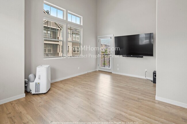 Building Photo - Charming One-Bedroom Condo in the Heart of Bull Mountain - Pool & Gym Access Included!