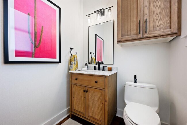 Building Photo - 64 Tiburon Dr