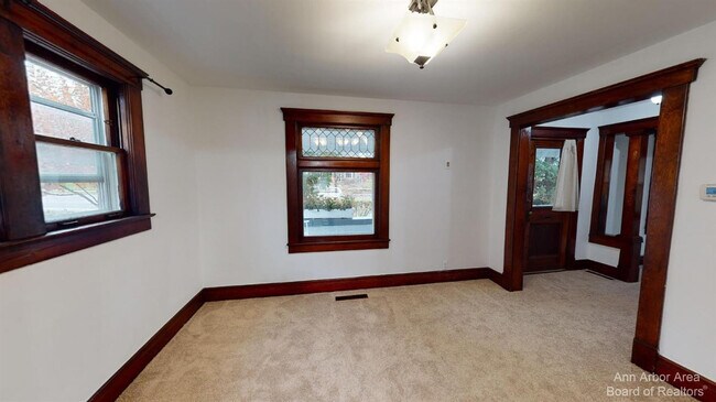 Building Photo - 1705 Jackson Ave