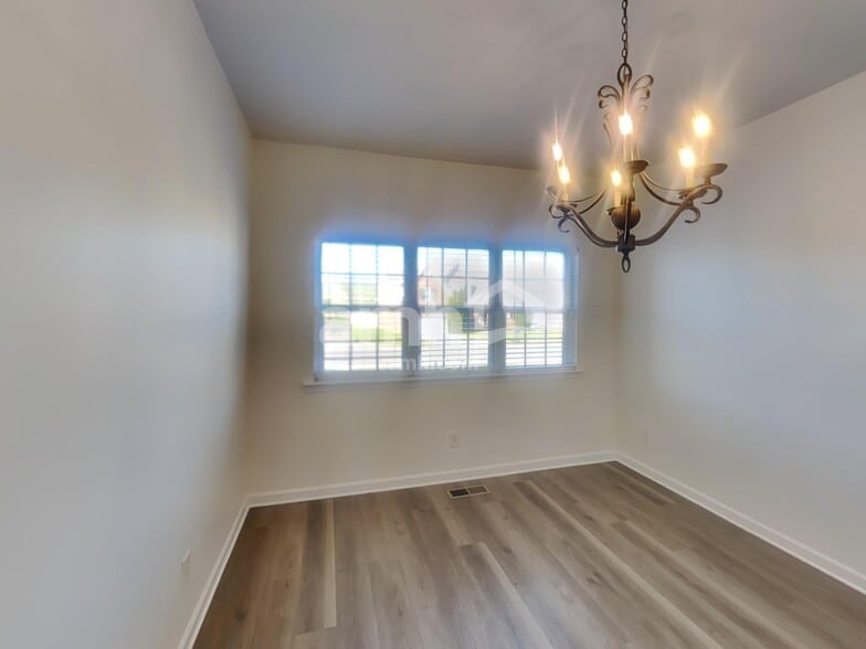 Building Photo - 2186 Gold Valley Dr