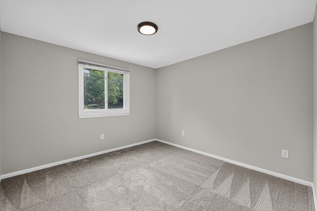 Building Photo - 4898 Wheatstone Dr