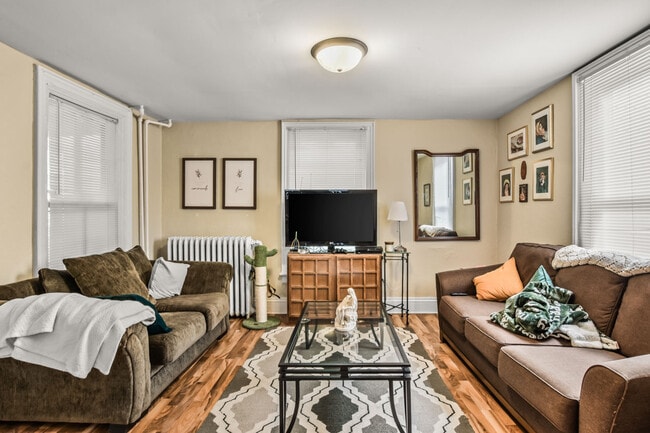 Building Photo - 126 N Franklin St