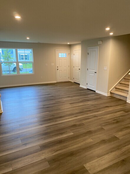 Building Photo - Room in House on Rustling Pines Ct