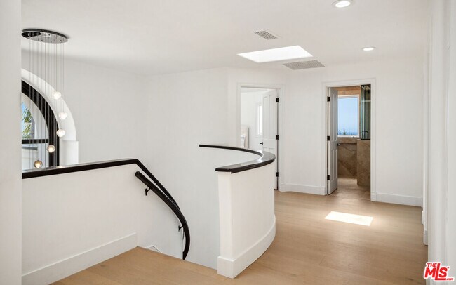 Building Photo - 29675 Harvester Rd
