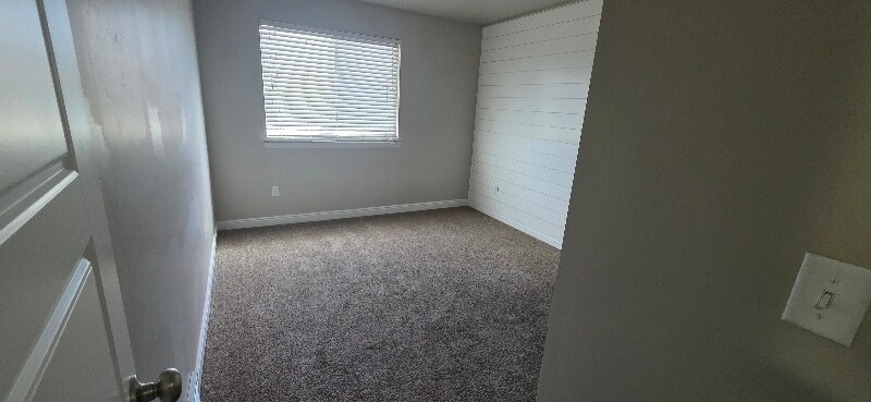 Building Photo - 14313 Meadow Rose Dr