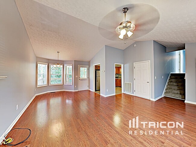 Building Photo - 180 Iris Glen Dallas GA