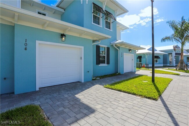 Primary Photo - 26331 Coco Cay Cir