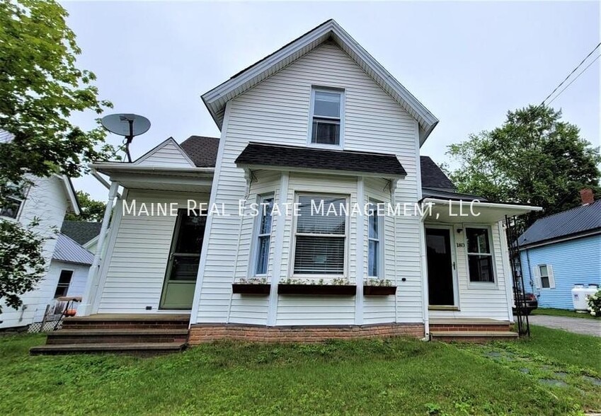 Primary Photo - 180 Fourth St.