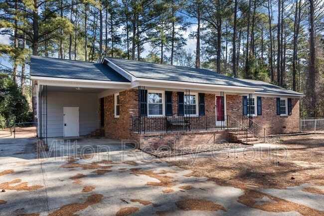 Building Photo - 329 S McPherson Church Rd