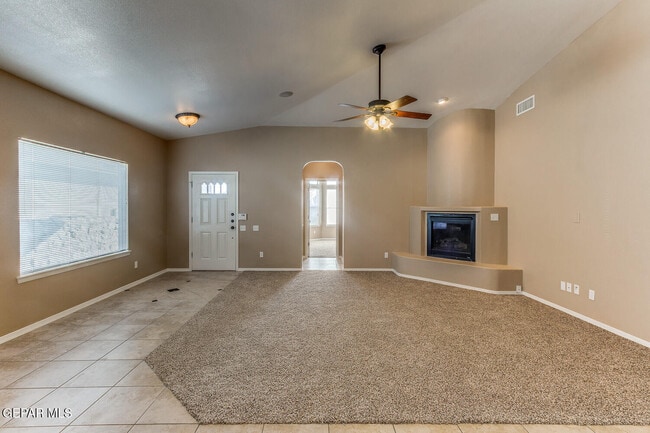 Building Photo - 5819 Redstone Rim Dr
