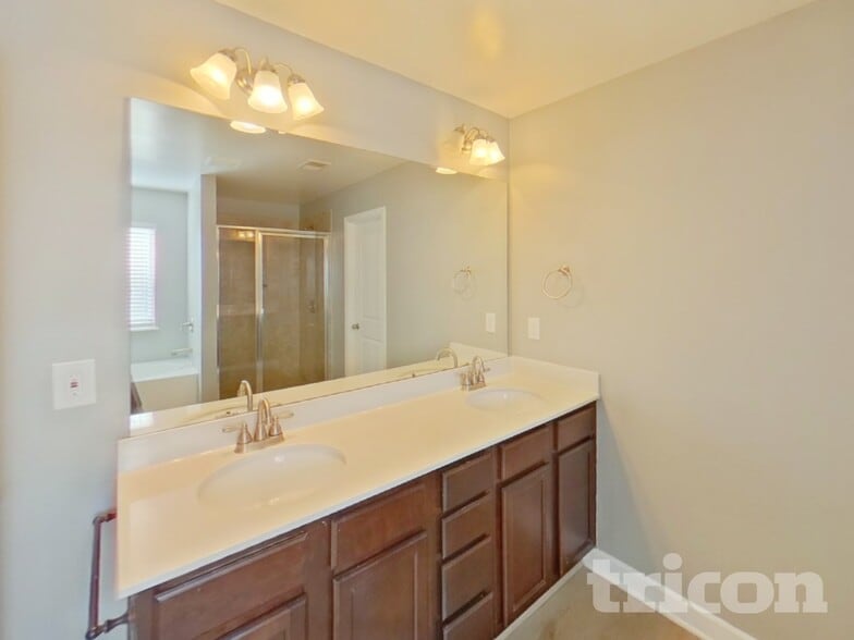 Building Photo - 4059 Tarnwood Pl